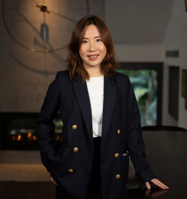 Vicky Chen Real Estate Agent