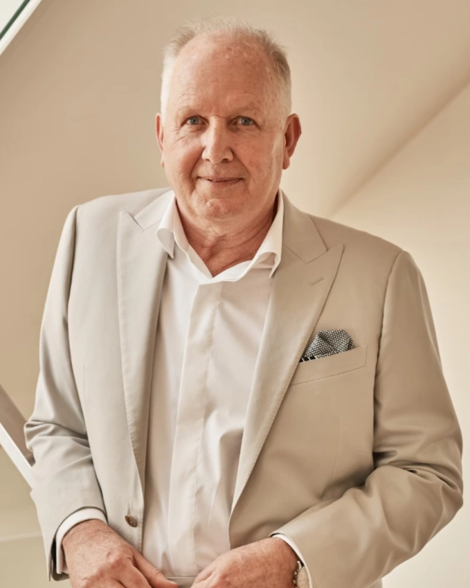 Michael Larkings - Real Estate Agent