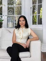 Amira Yi Real Estate Agent