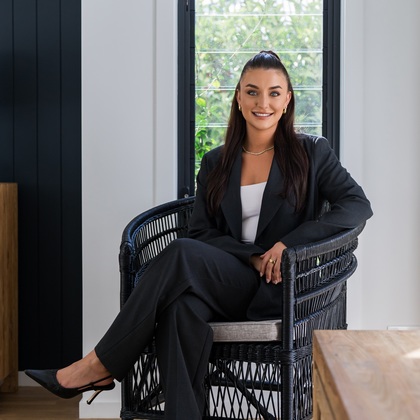 Siena Jackson - Real Estate Agent