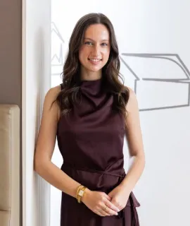 Mia Kerr - Real Estate Agent