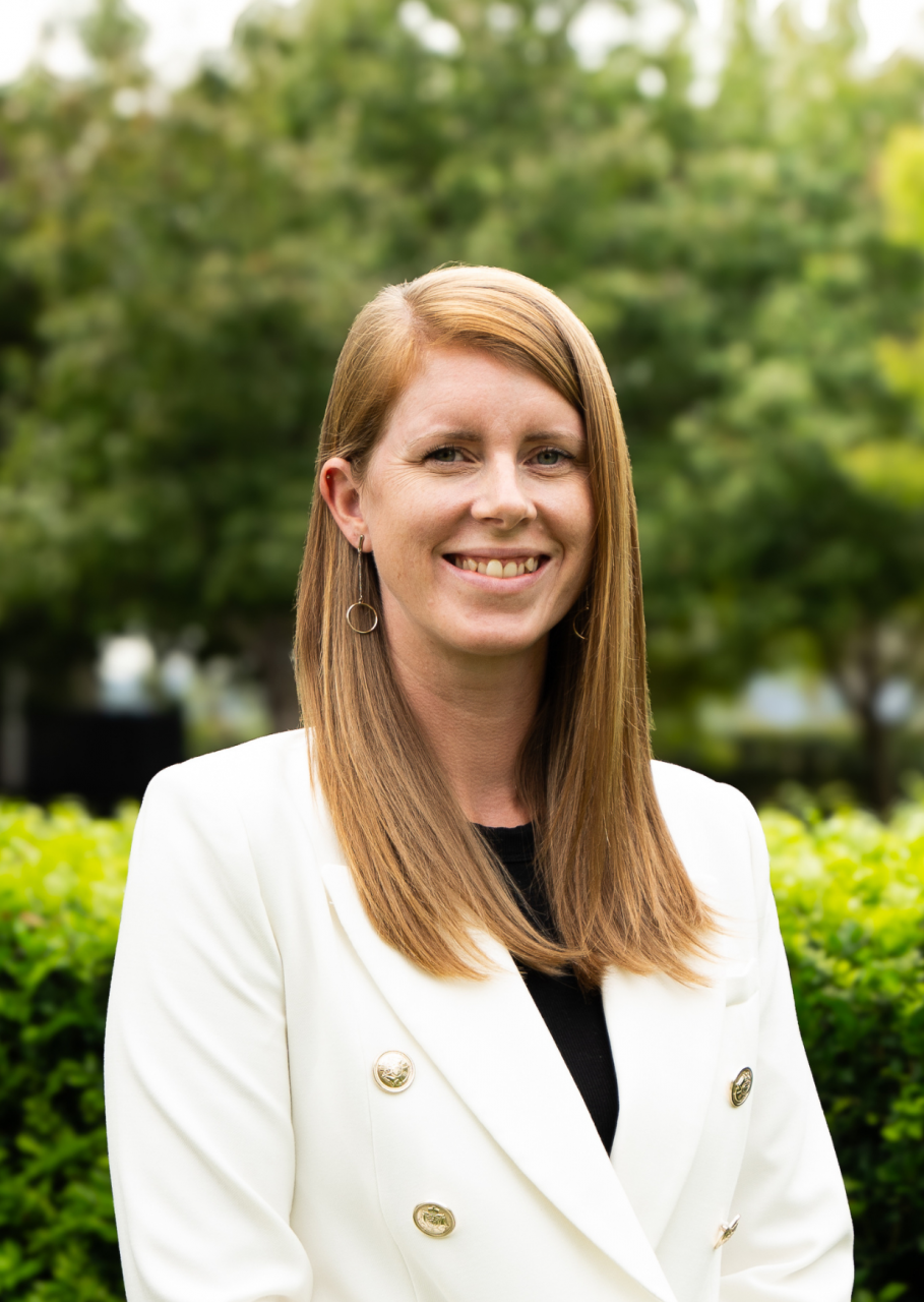 India Layburn - Real Estate Agent