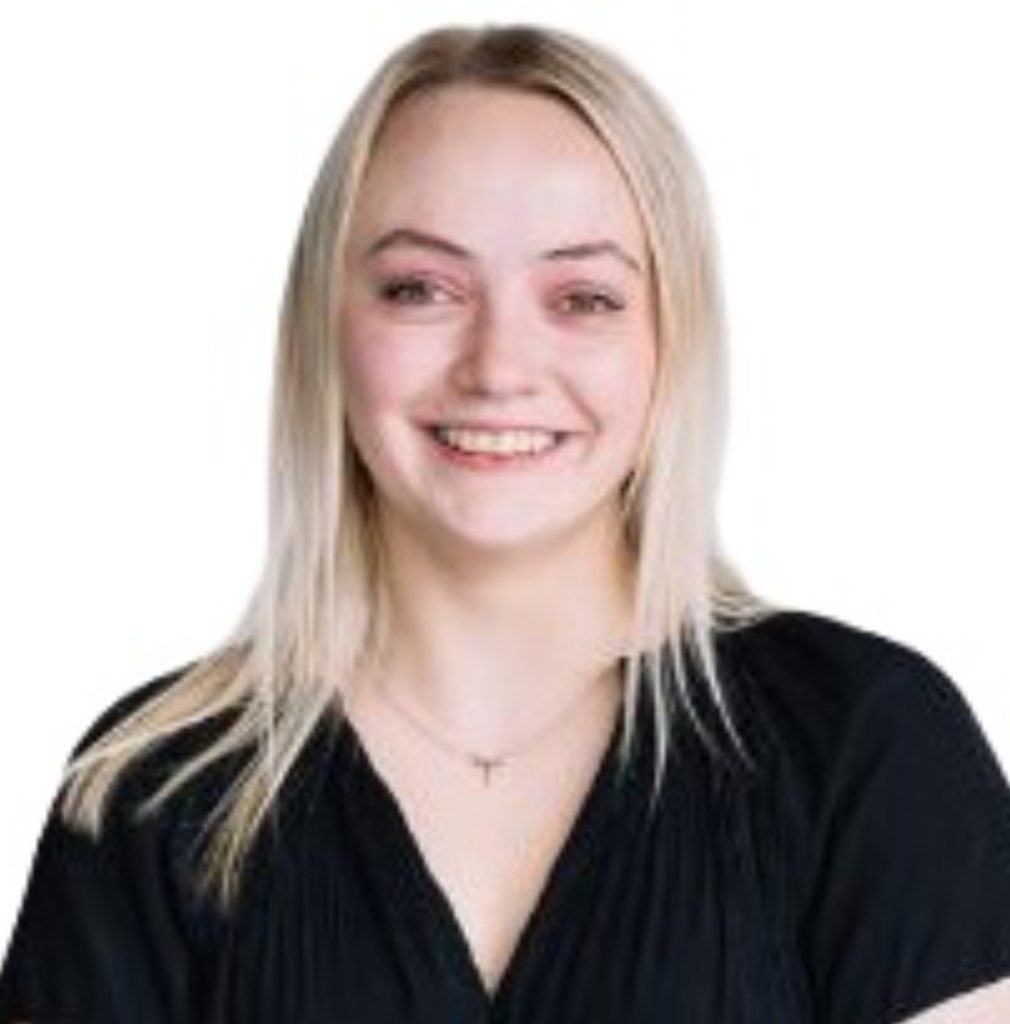 Isabella Booth - Real Estate Agent