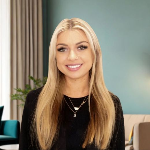 Isabella Conwell - Real Estate Agent at Shead Property - Chatswood