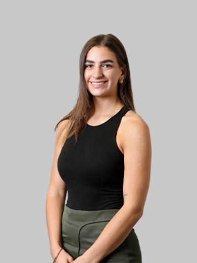 Isabella Karas - Real Estate Agent at The Agency - Team Bushby