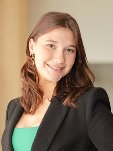 Isabelle De Ruiter - Real Estate Agent at DiJones - Wahroonga