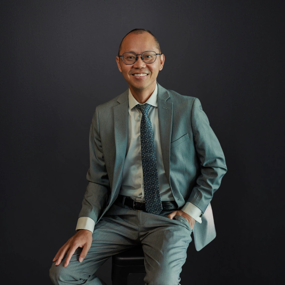 Jacky Leung - Real Estate Agent