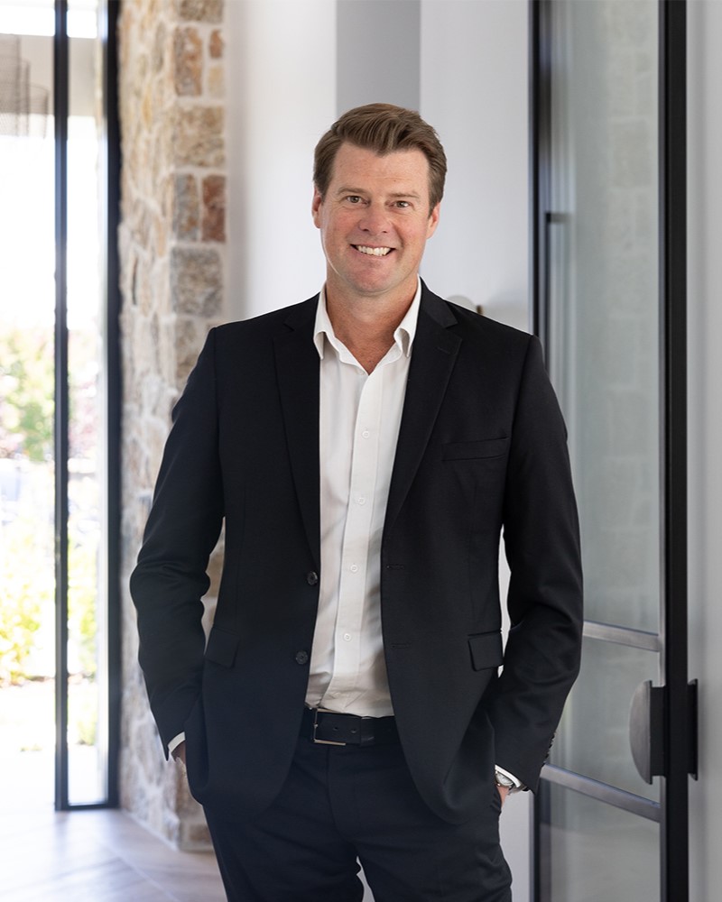 James Lindsay - Real Estate Agent