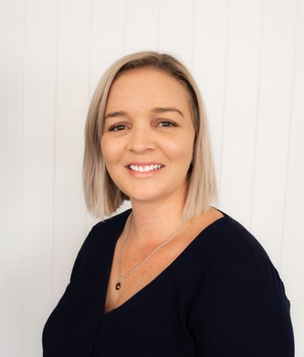 Janessa  Bidgood - Real Estate Agent at Outback Auctions & Real Estate - Cloncurry