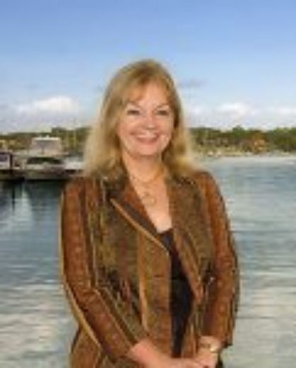 Janet Kayes - Real Estate Agent at DOMAIN Harbourside