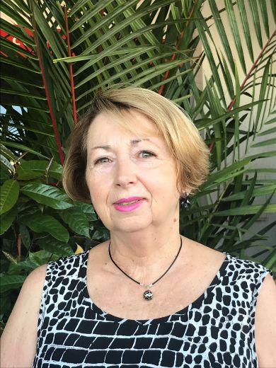Janice Knappstein - Real Estate Agent at Professionals - DARWIN CITY
