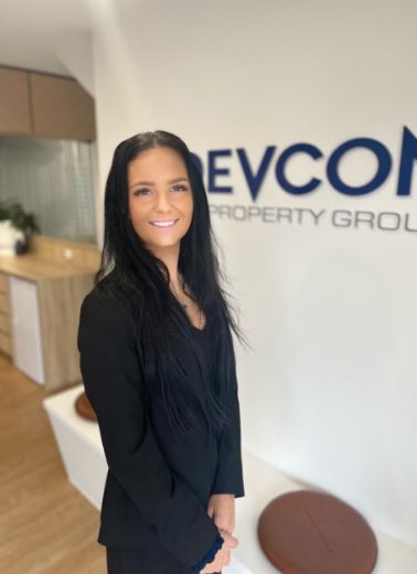 Jasmine  Warshawsky - Real Estate Agent at Devcon Property Services - MOOLOOLABA