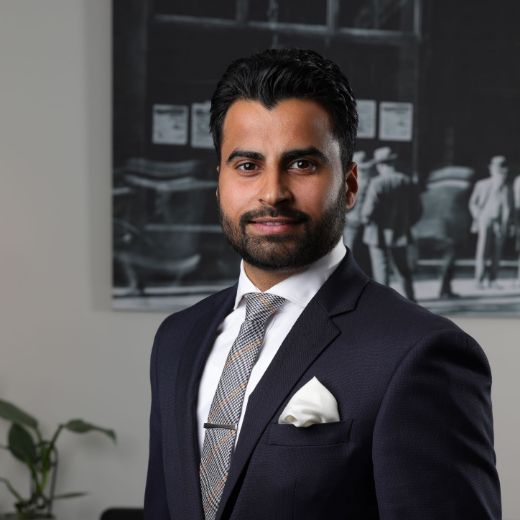 Jasvir Singh  Gill - Real Estate Agent at Raine and Horne Land Victoria - PORT MELBOURNE