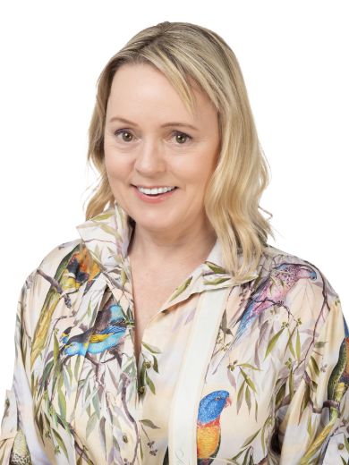 Jen Lowe - Real Estate Agent at Central - SUBIACO