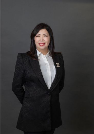 Jenny Zhou - Real Estate Agent at EW Property Group - CHATSWOOD