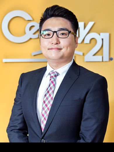 Jeremy Hong - Real Estate Agent at Century 21 - Seiwa