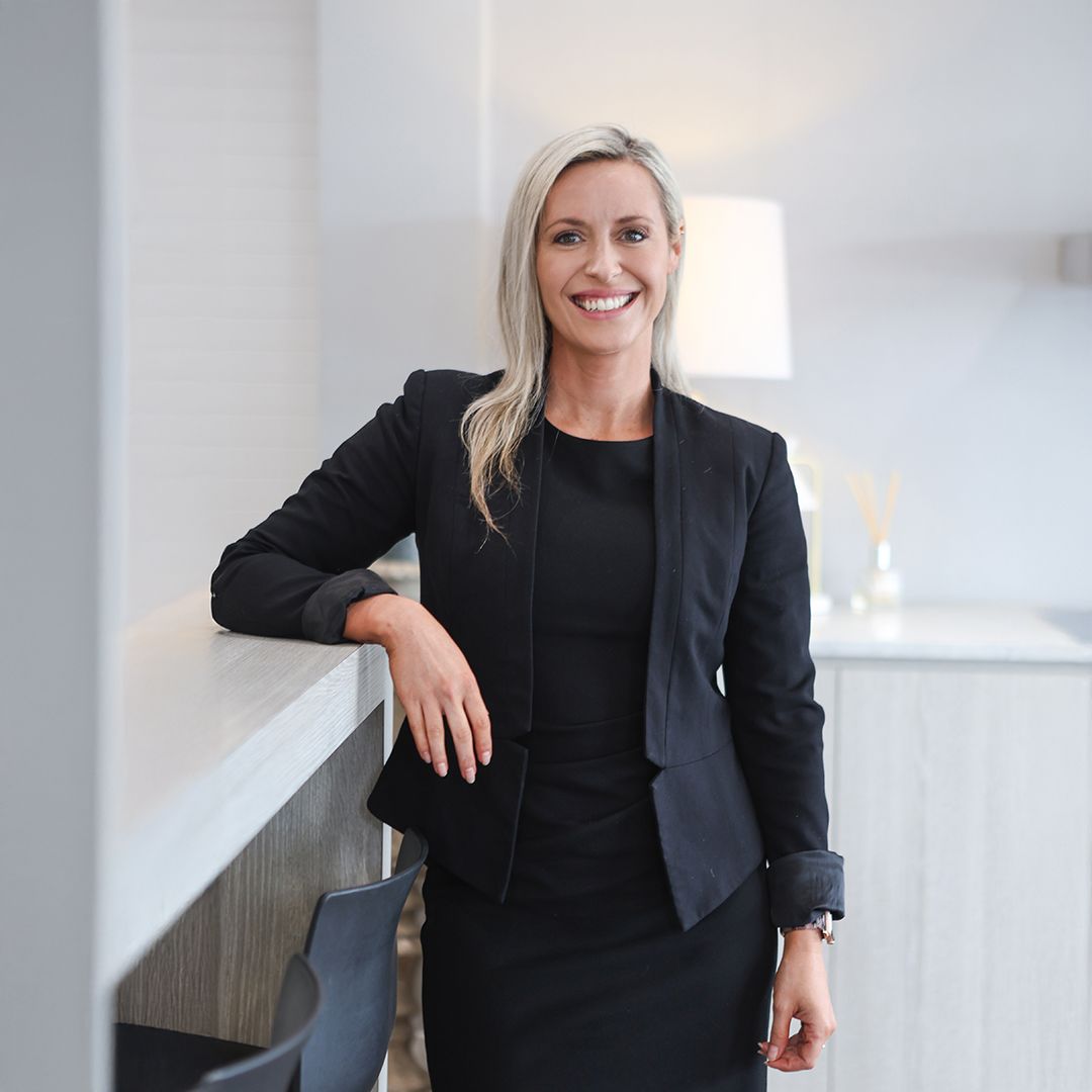 Jessica Martens - Real Estate Agent