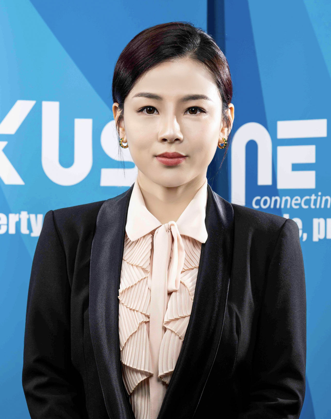 Jingjing  (Sophie) Wang Real Estate Agent