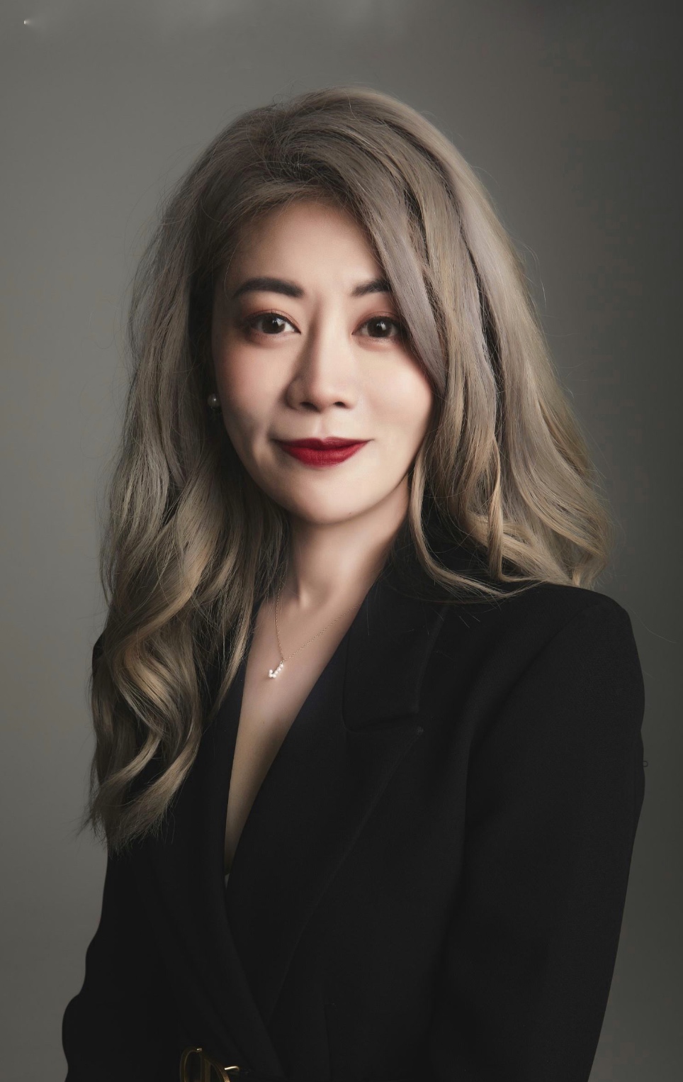 Joanna Jiang Real Estate Agent
