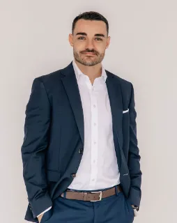 Jordan McIntosh - Real Estate Agent Jordan McIntosh - Real Estate Agent