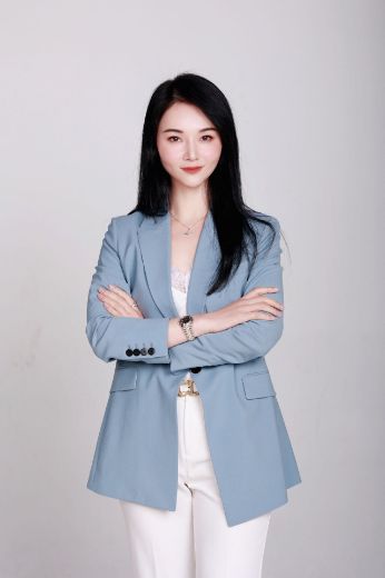 Joyce Zhang - Real Estate Agent at Forward Real Estate