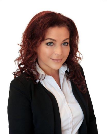 Julia Androsenko - Real Estate Agent at Deal Real Estate - MOORABBIN