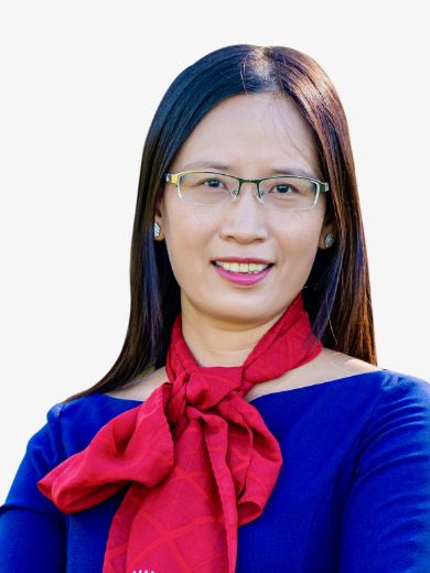 Julia Nguyen  - Real Estate Agent at First National Real Estate Evergrand