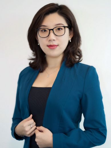 Julia Wang - Real Estate Agent at Melbourne Home Real Estate