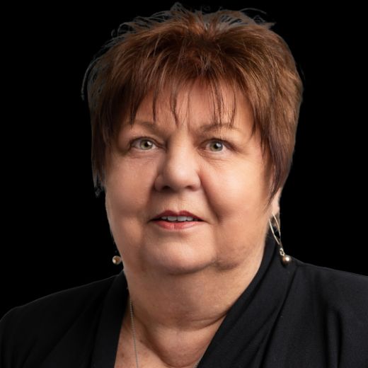 Julie Reed - Real Estate Agent at Strzelecki Realty - Trafalgar