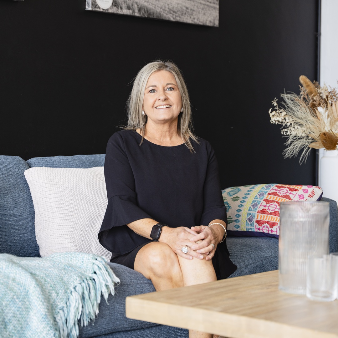 Julie Valenzisi - Real Estate Agent