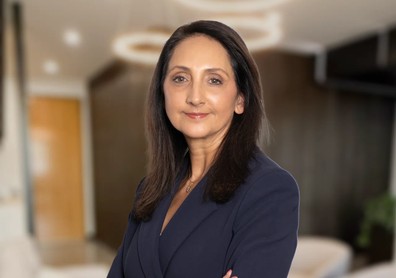 Julie Petty - Real Estate Agent
