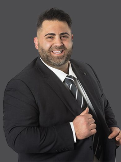 Justin  Sciola - Real Estate Agent at First National - SOUTH MORANG