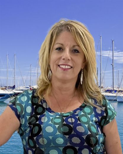 Karen Dell - Real Estate Agent at Property Centre SMBI - RUSSELL ISLAND