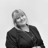 Karen Herrick - Real Estate Agent From - LJ Hooker - MALUA BAY