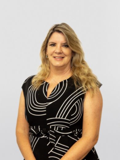 Karen Politanski - Real Estate Agent at Belle Property - TOWNSVILLE Karen Politanski - Real Estate Agent at Belle Property - TOWNSVILLE