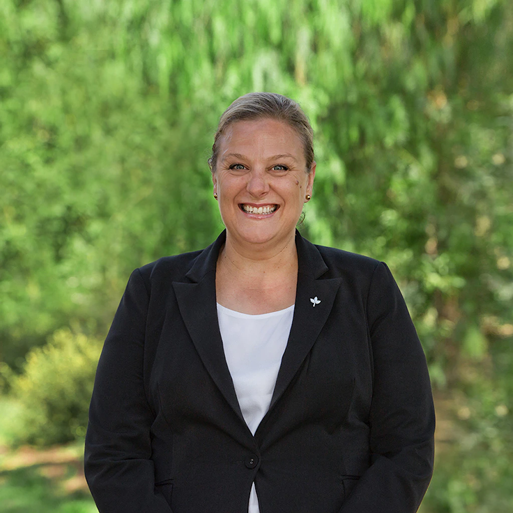 Karin Kaine - Real Estate Agent