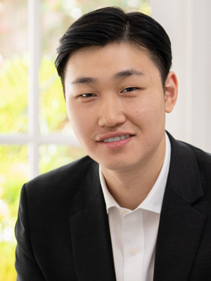 Karlton Zheng Real Estate Agent