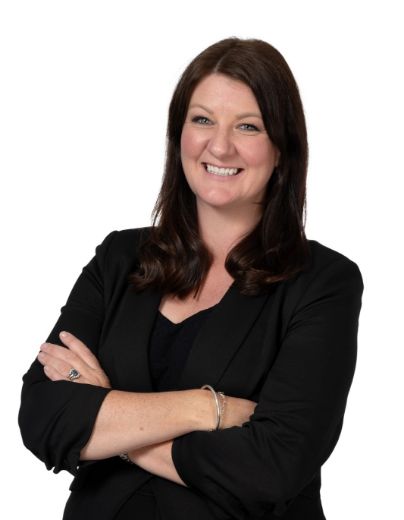 Kate Saunders - Real Estate Agent at First National Real Estate Druitt & Shead - Scarborough