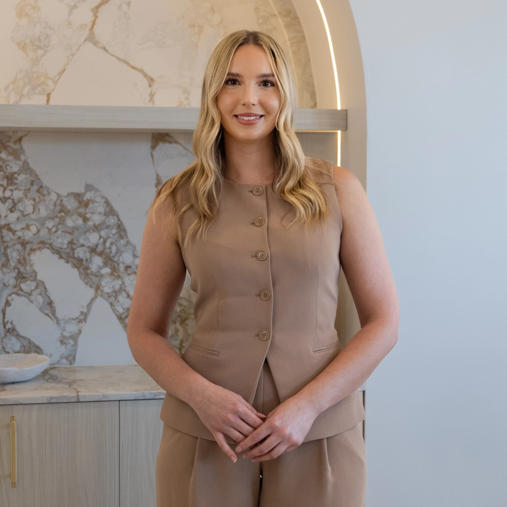 Kayla McLennan - Real Estate Agent