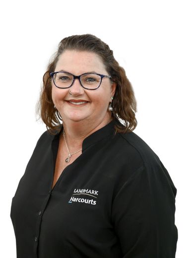 Kellie Brady - Real Estate Agent at Nutrien Harcourts  - CLIFTON