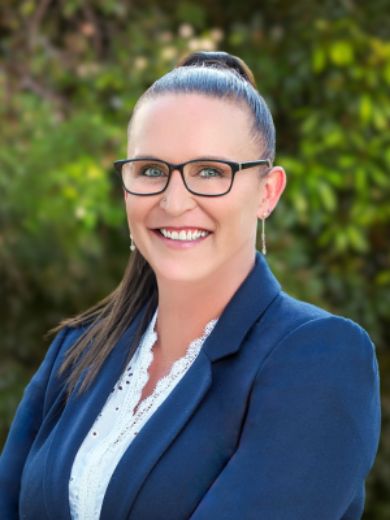 Kellie Brown - Real Estate Agent at Harcourts Refined - YARRABILBA