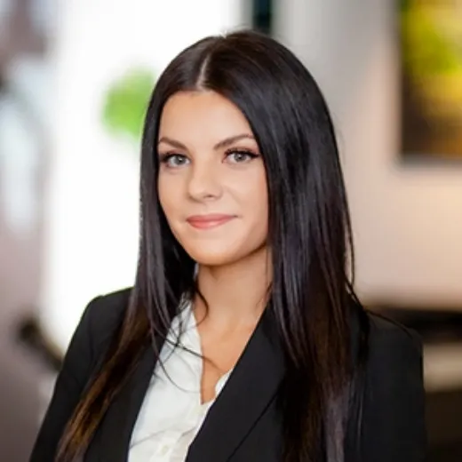 Kelly Johnston - Real Estate Agent at Lauders Real Estate - Watsonia