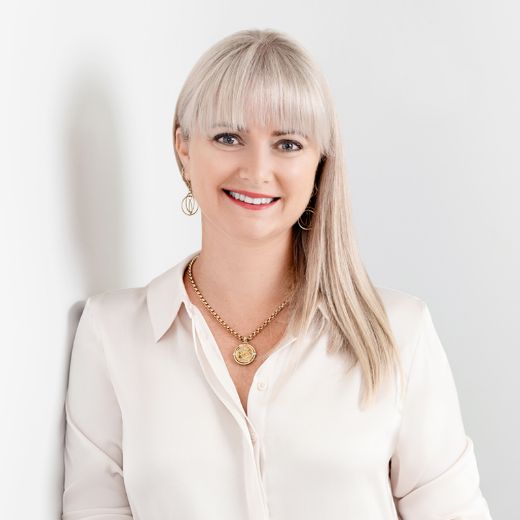 Kelly Hill - Real Estate Agent at Cairns Property Office - Cairns