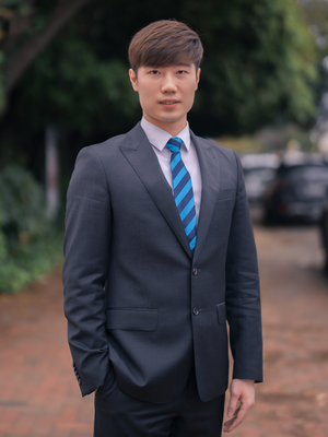 Kelvin Leung Real Estate Agent