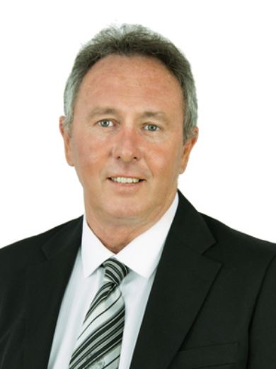 Ken Macdonald - Real Estate Agent at QM Sales & Marketing - Pacific Harbour