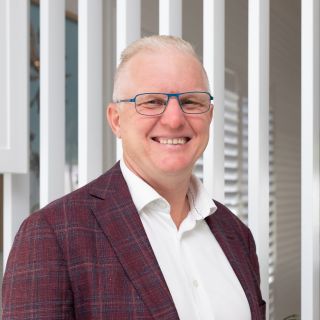Ken Wearing - Real Estate Agent