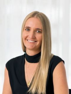 Kendall Devine - Real Estate Agent Kendall Devine - Real Estate Agent