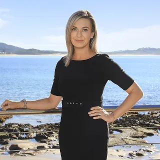 Kerryn Meredith - Real Estate Agent Kerryn Meredith - Real Estate Agent