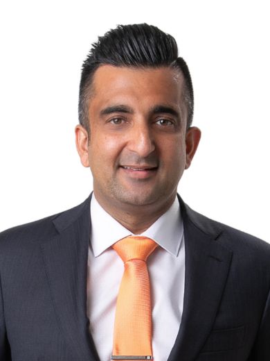 Khalid Sarwari - Real Estate Agent at Only Estate Agents  - NARRE WARREN 