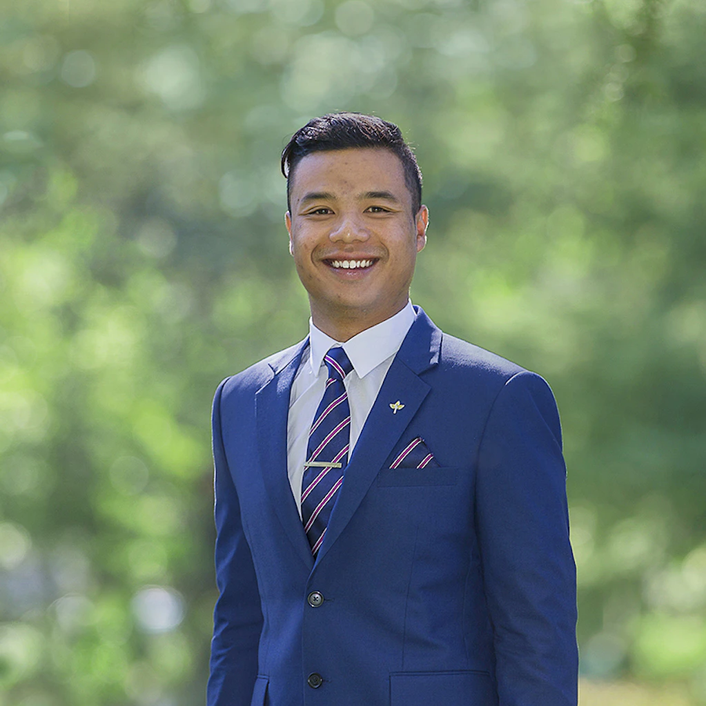 Khom Falla - Real Estate Agent